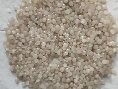 大量供应一级120目缠绕膜颗粒 蓝色大棚膜颗粒100吨， 灰色大棚膜地膜混合颗粒35吨， 货在甘肃文县图2