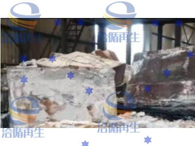 本公司大量出售无水氯化镁，大块，破碎均可，要的联系图2