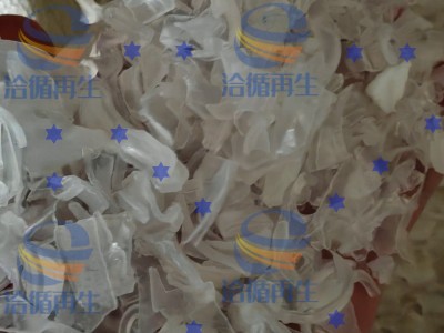 大量现金收购输液瓶袋毛料粉碎料，胶塞，透析桶图5