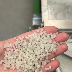 餐盒PP颗粒，过120目，无黑点，热洗，月供1000吨，宁波自提