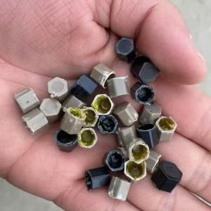 ABS电瓶冒带松香有能用到的联系，价格不高，有十吨左右，江苏好用的联系