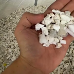 白色PP胶头破碎料冲击7，20吨，长期有货。4400广东汕头
