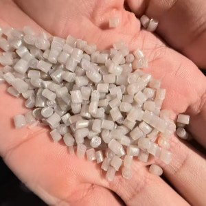 150目高压现货，5500+一吨价格非常便宜。临沂