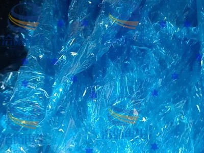 PVC蓝膜，干净的，30吨货，4000一定，在临沂提图1