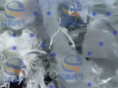 出掉15吨水洗干净的丙乙复合料，1100一吨，小白袋，放的时间长了点，外面一层灰尘，里面都是干净的，潮州装车图1