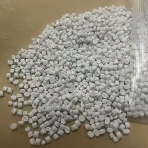 娃哈哈颗粒一挂，5300一吨，包吹膜 湖北荆州