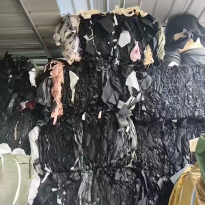 无纺布边角料黑色，2000+一吨。  常州