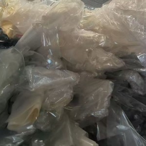 便宜处理压包pet膜够13米一车，泡料首选。1600一吨，货在宁波