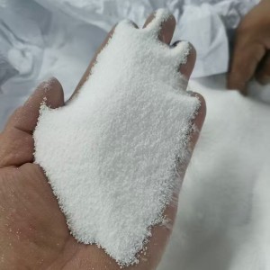 HDPE低压<7000F>原料粉过150日造籽，熔脂0.7左右。强度25左右。拉力1200左右价格6千左右适合吹膜。改性，拉丝等，桐城